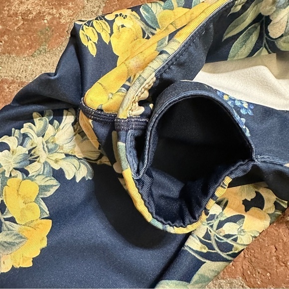 Joy Lab Navy and Yellow Floral Leggings Size Small - Picture 9 of 16
